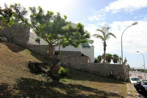 Villa Lovely 2 Bedroom House With Private Garden
