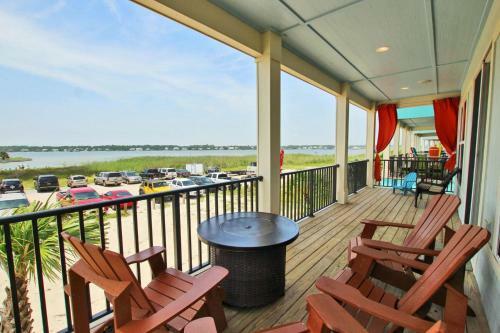 Pass Time Cottages By Youngs Suncoast