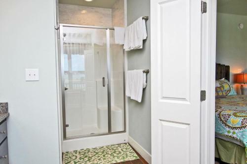 Pass Time Cottages By Youngs Suncoast