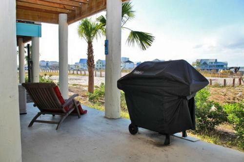 Pass Time Cottages By Youngs Suncoast