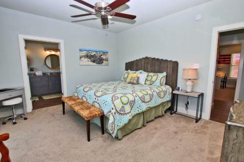 Pass Time Cottages By Youngs Suncoast