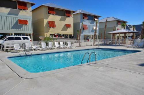 Pass Time Cottages By Youngs Suncoast