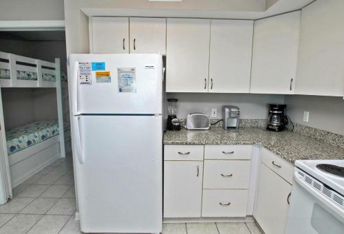 Seacrest 401 By Youngs Suncoast