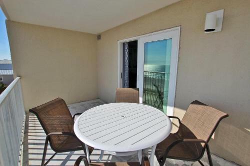 Seacrest 401 By Youngs Suncoast