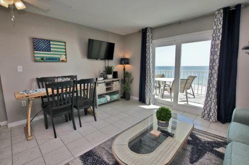 Seacrest 401 By Youngs Suncoast