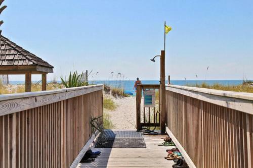 Seacrest 401 By Youngs Suncoast