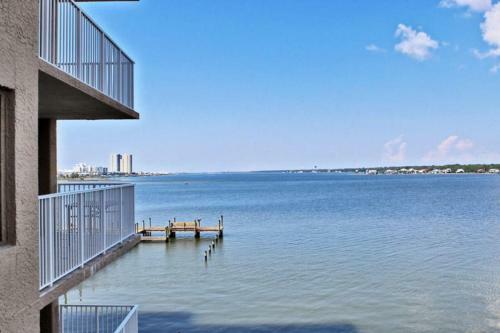 Compass Point 205 By Youngs Suncoast