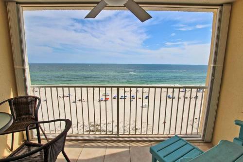 Castaways By Youngs Suncoast