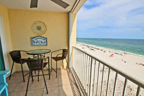 Castaways By Youngs Suncoast
