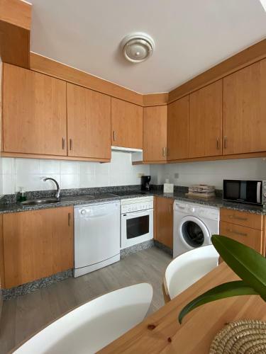 Apartamentos Lemos Sol