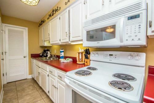 Edgewater By Youngs Suncoast