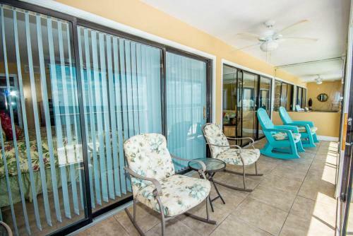 Edgewater By Youngs Suncoast