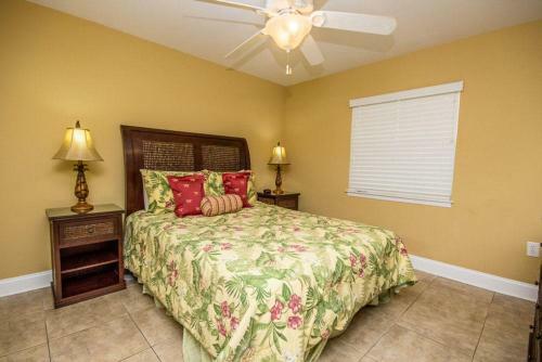 Edgewater By Youngs Suncoast