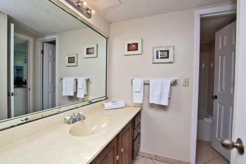 Edgewater By Youngs Suncoast