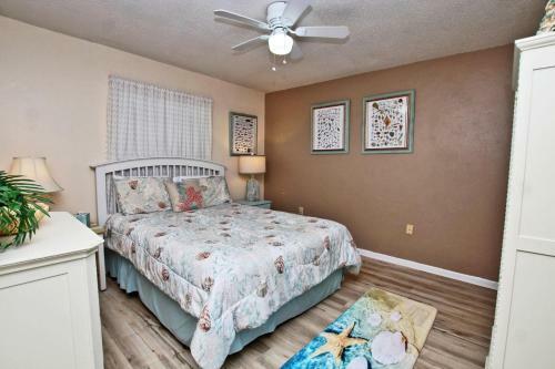 Edgewater By Youngs Suncoast
