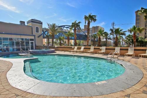 Crystal Tower 1102 By Youngs Suncoast