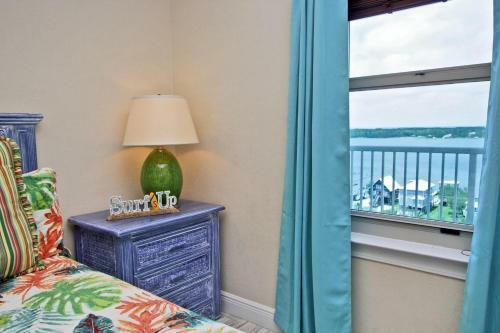 Crystal Tower 1102 By Youngs Suncoast