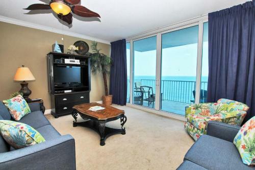 San Carlos 1001 By Youngs Suncoast