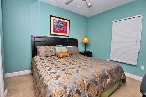San Carlos 1001 By Youngs Suncoast