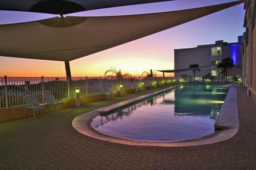 San Carlos 1001 By Youngs Suncoast