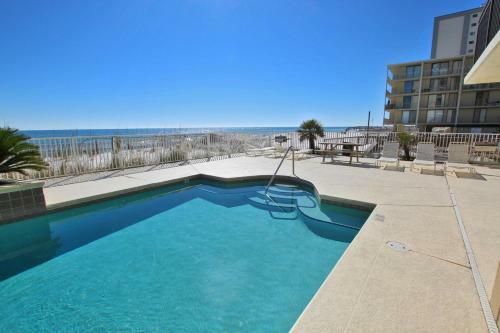 Legacy 102 By Youngs Suncoast