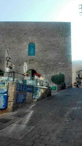Sunny Apartment
