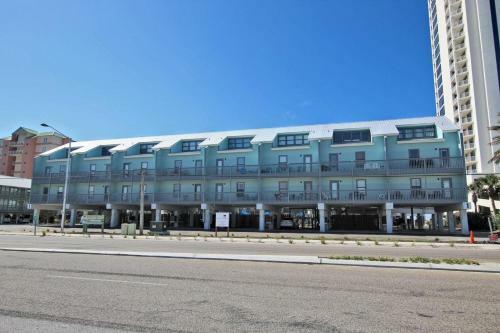 Ocean Reef 304 By Youngs Suncoast