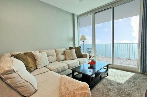 Lighthouse By Youngs Suncoast