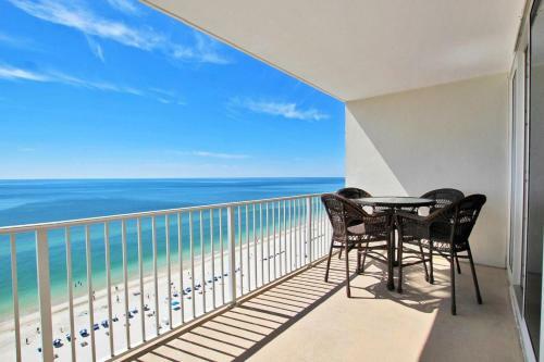Lighthouse By Youngs Suncoast