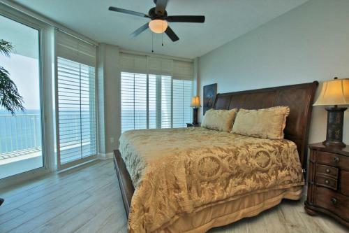 Lighthouse By Youngs Suncoast