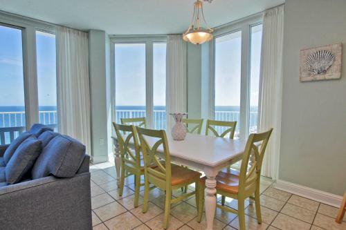 Lighthouse By Youngs Suncoast