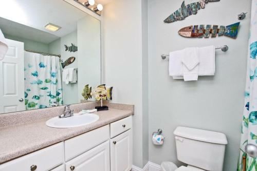 Lighthouse By Youngs Suncoast