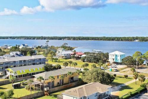 Crystal Tower 806 By Youngs Suncoast