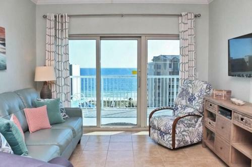 Crystal Tower 806 By Youngs Suncoast