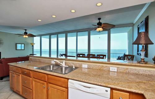 Sanibel By Youngs Suncoast