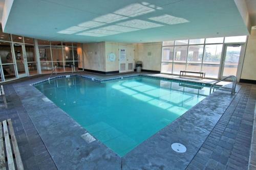 Crystal Tower 609 By Youngs Suncoast