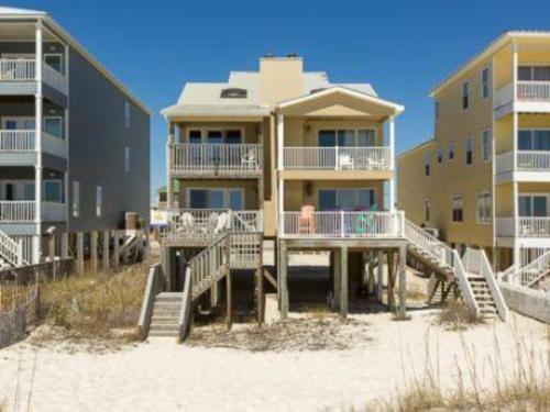 Parsonage Duplex By Youngs Suncoast