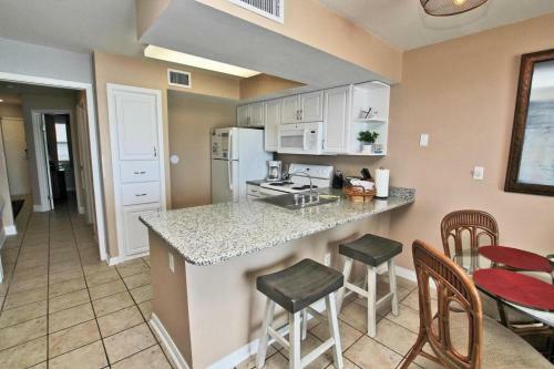 Seacrest By Youngs Suncoast