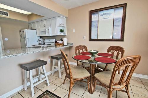 Seacrest By Youngs Suncoast