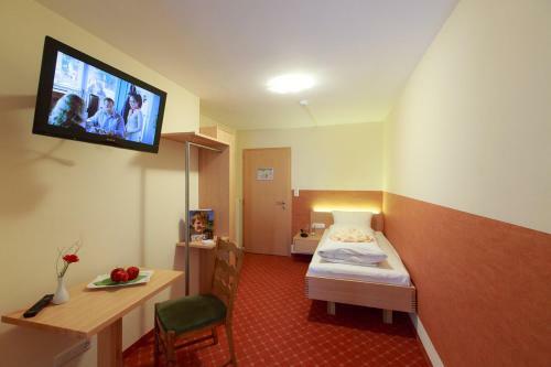Hostal Hotel Gasthof Adler