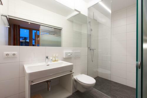 Hostal Hotel Gasthof Adler