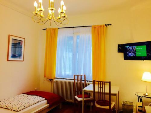 Hostal Das Alte Haus Feuchtl