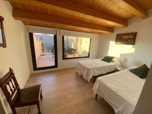 Hauzify I Apartaments Montblanc