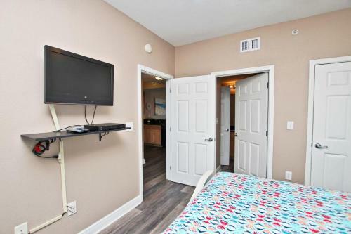 Crystal Tower 1702 By Youngs Suncoast