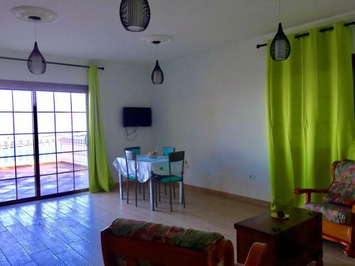 Costa Este House