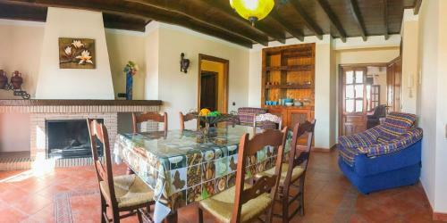 Agroturismo Casa De Teones