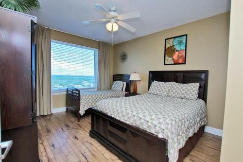 San Carlos 801 By Youngs Suncoast