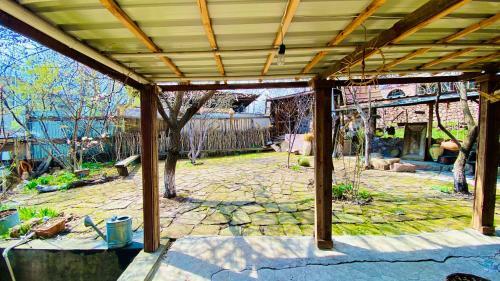 Hostal Tonatsuyts Guest House