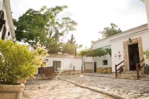 Cortijo El Canjil�n Montefr�o