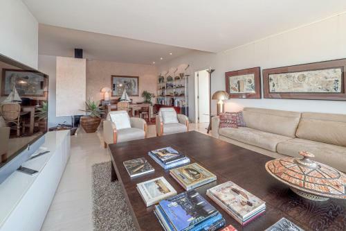 Villa Van Gogh - Barneda Premium Villas